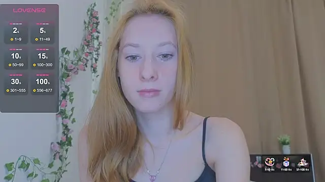 Candy Flosse online show from September 2025 07:52:02 AM