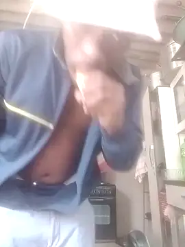 Snapshot of KingBonga chatting on September 2025 07:52:02 AM KingBonga online show from September 2025 07:52:02 AM