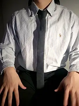 111owo111 online show from October 2025 01:12:01 PM