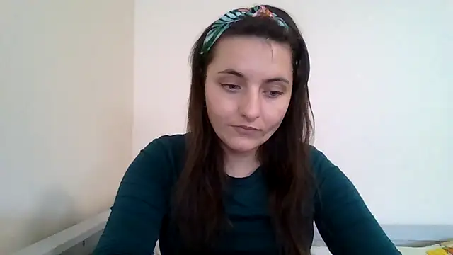 DInaraXRose online show from November 2025 11:11:01 AM