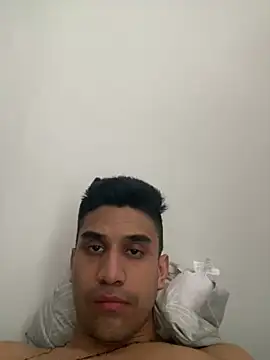 Snapshot of Camachito332 chatting on June 2026 10:12:02 PM Camachito332 online show from June 2026 10:12:02 PM