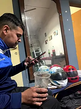 Snapshot of Gasben chatting on November 2025 05:50:01 AM Gasben online show from November 2025 05:50:01 AM