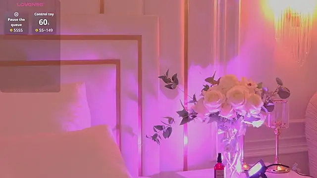 Snapshot of NancySmitts chatting on November 2025 03:58:01 PM NancySmitts online show from November 2025 03:58:01 PM