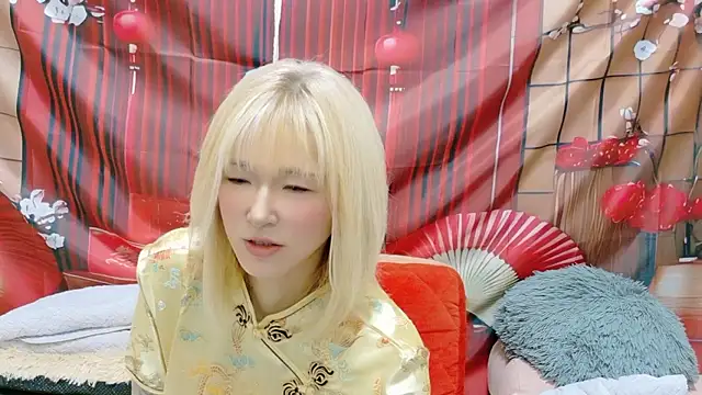 Snapshot of kimagure-fu- chatting on July 2026 08:04:02 PM kimagure-fu- online show from July 2026 08:04:02 PM