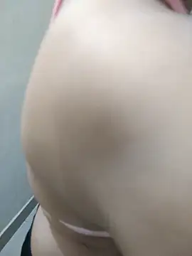 Snapshot of Pihu_Chopra chatting on October 2025 03:11:02 PM Pihu Chopra online show from October 2025 03:11:02 PM