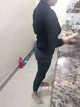 Pihu Chopra online show from November 2025 02:43:02 AM