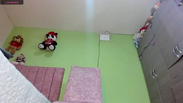 hot Dariana pantyhose online show from November 2025 01:45:02 PM