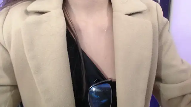 aleesha cameron02 online show from December 2025 07:11:01 PM