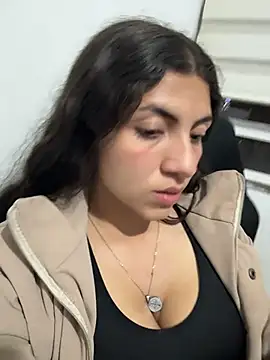 Snapshot of arieel__722 chatting on December 2025 04:43:02 AM arieel 722 online show from December 2025 04:43:02 AM