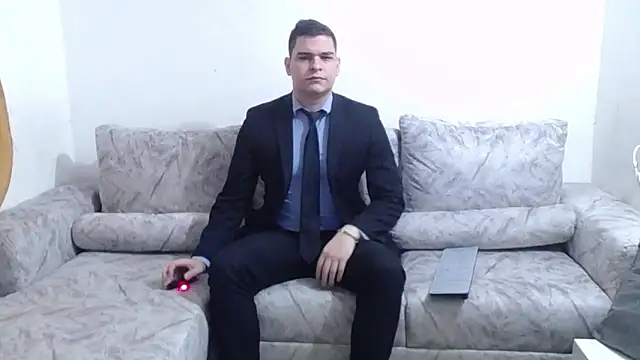 Snapshot of Victor_Maitland chatting on September 2025 08:00:02 PM Victor Maitland online show from September 2025 08:00:02 PM