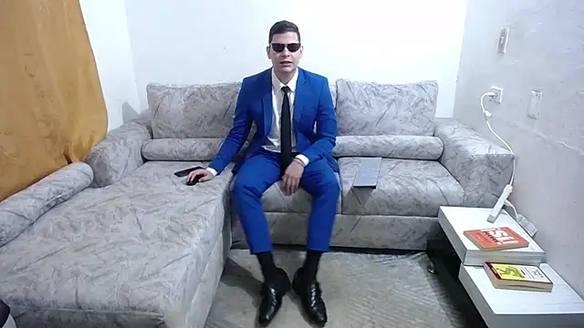 Snapshot of Victor_Maitland chatting on October 2025 06:28:01 PM Victor Maitland online show from October 2025 06:28:01 PM