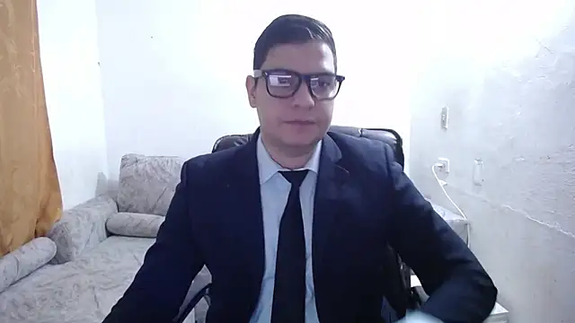 Snapshot of Victor_Maitland chatting on June 2026 08:09:01 PM Victor Maitland online show from June 2026 08:09:01 PM