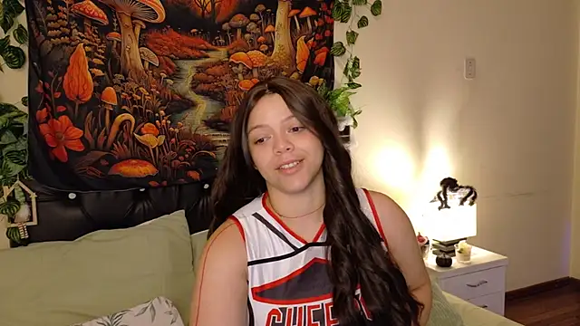 Amanda sweet online show from October 2025 12:37:02 PM