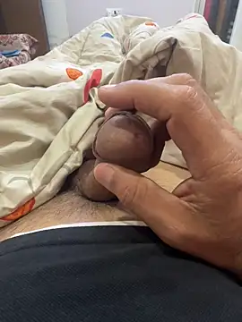 Snapshot of spicey_sunny chatting on November 2025 10:18:02 PM spicey sunny online show from November 2025 10:18:02 PM