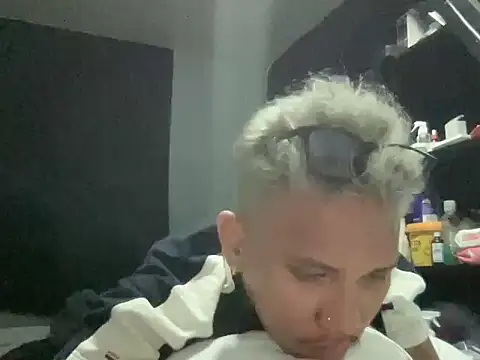 Snapshot of _dantegulapa chatting on November 2025 09:17:02 AM dantegulapa online show from November 2025 09:17:02 AM