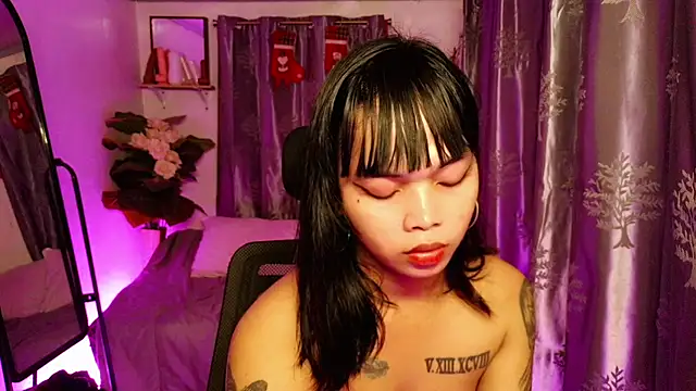 Snapshot of sweet_lollipops chatting on November 2025 08:14:02 AM sweet lollipops online show from November 2025 08:14:02 AM