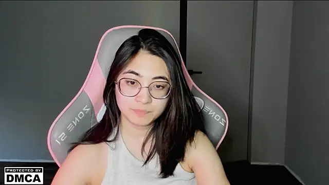 MeilideQian1 online show from February 2026 04:57:01 AM