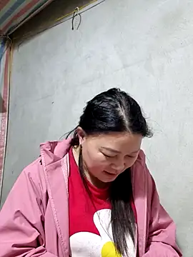 yoowwmr online show from December 2025 02:03:01 PM