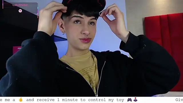 Ezra Storm online show from October 2025 05:16:02 AM