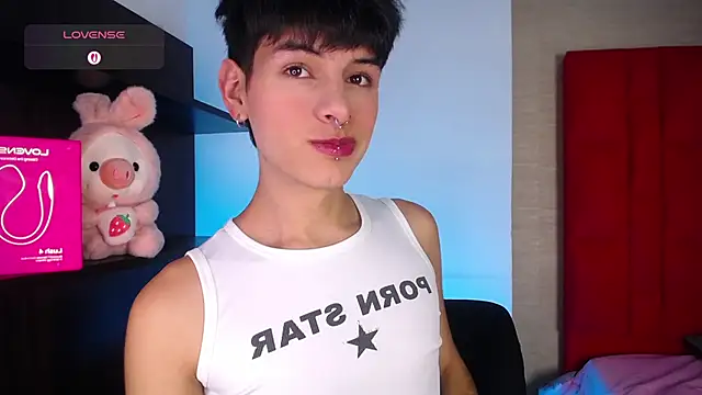 Ezra Storm online show from December 2025 05:25:01 AM