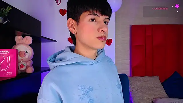 Ezra Storm online show from February 2026 05:03:01 AM