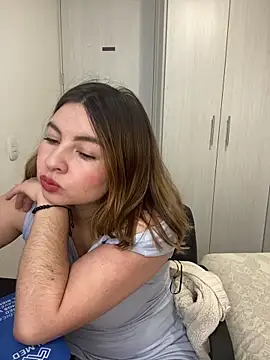 Snapshot of ADHARAMILLER__1111 chatting on September 2025 12:21:02 AM ADHARAMILLER 1111 online show from September 2025 12:21:02 AM