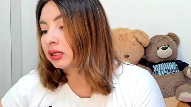 Snapshot of ADHARAMILLER__1111 chatting on September 2025 10:33:01 PM ADHARAMILLER 1111 online show from September 2025 10:33:01 PM