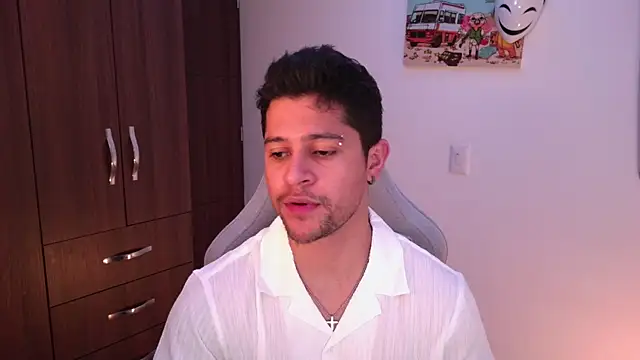 domsantiago  online show from November 2025 01:06:01 AM