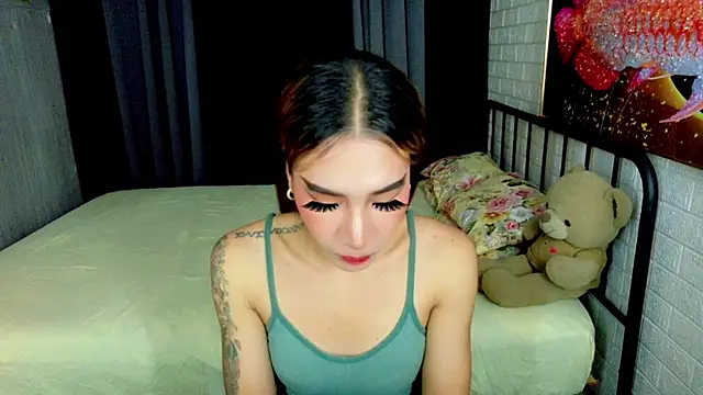 Snapshot of TRANSGODDESSA chatting on October 2025 08:05:02 PM TRANSGODDESSA online show from October 2025 08:05:02 PM