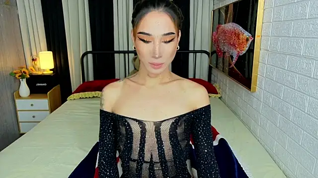 Snapshot of TRANSGODDESSA chatting on October 2025 01:17:01 AM TRANSGODDESSA online show from October 2025 01:17:01 AM