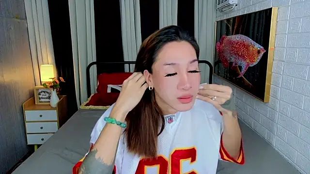 Snapshot of TRANSGODDESSA chatting on November 2025 01:28:02 AM TRANSGODDESSA online show from November 2025 01:28:02 AM