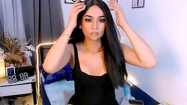 Zialustts online show from November 2025 03:55:01 PM