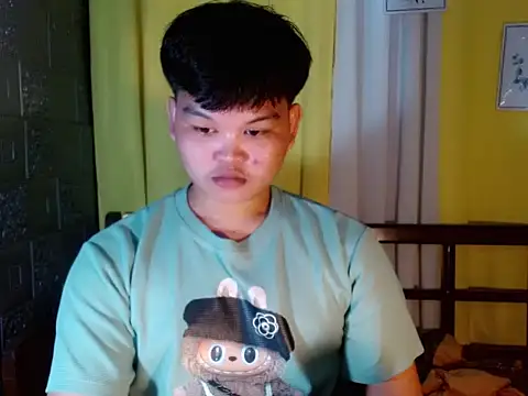 Reynelcock online show from October 2025 02:29:01 PM