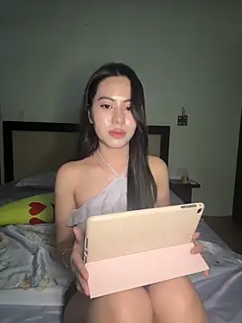 Snapshot of -katinat- chatting on September 2025 05:02:02 PM -katinat- online show from September 2025 05:02:02 PM