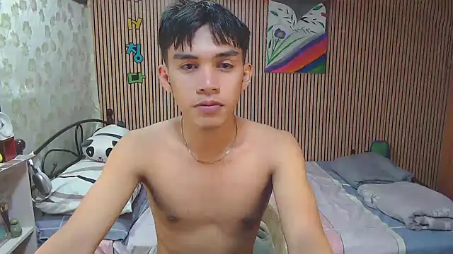 urhot chany online show from October 2025 04:49:02 PM