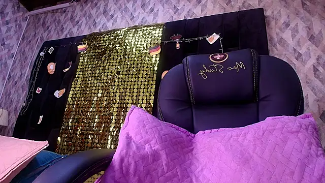 wensheng  online show from September 2025 07:15:02 PM