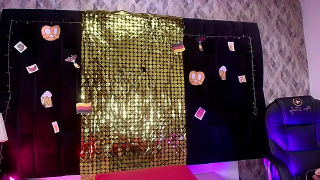 wensheng  online show from September 2025 07:16:01 PM