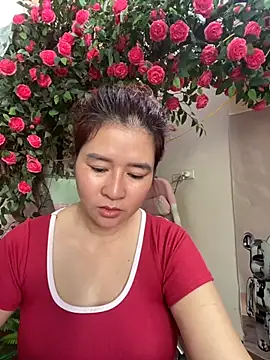 Snapshot of Bollozzy_89 chatting on October 2025 04:32:01 AM Bollozzy 89 online show from October 2025 04:32:01 AM