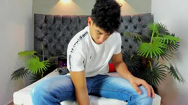 Snapshot of ALAN_REDINGER chatting on October 2025 01:26:02 PM ALAN REDINGER online show from October 2025 01:26:02 PM