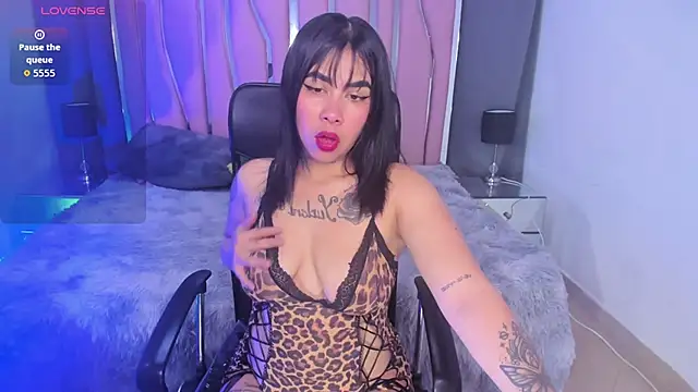 Snapshot of Dantzel_ chatting on November 2025 12:30:01 PM Dantzel online show from November 2025 12:30:01 PM