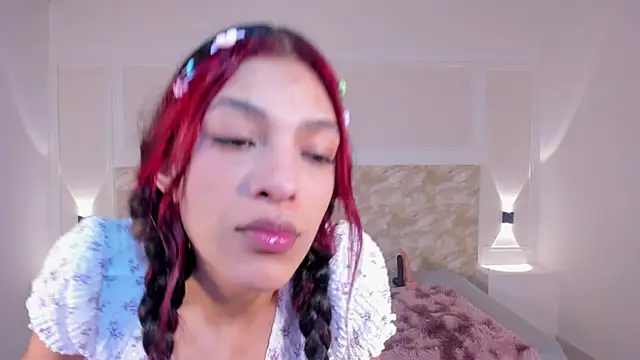 AyshelMoon7 online show from September 2025 12:32:01 PM