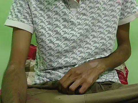 Snapshot of rockyy23boy chatting on November 2025 10:43:02 PM rockyy23boy online show from November 2025 10:43:02 PM