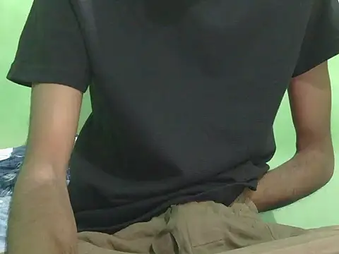 rockyy23boy online show from December 2025 06:58:02 PM