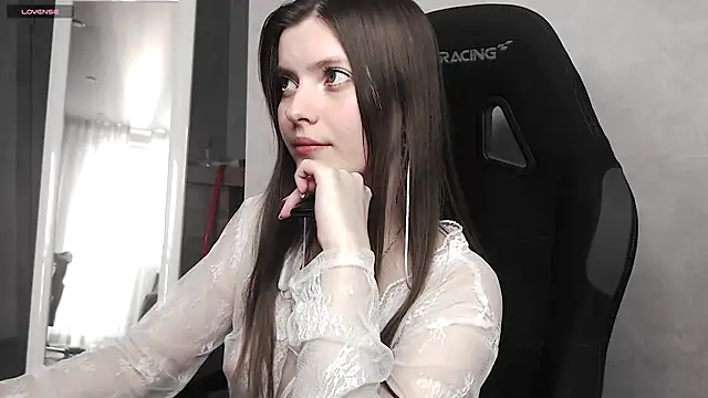 cute elfy  online show from October 2025 02:03:02 PM