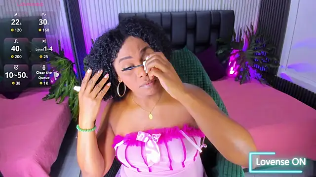 AriebonyBrooke online show from October 2025 11:32:02 AM