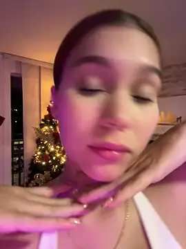 Nikii   online show from December 2025 05:03:02 AM