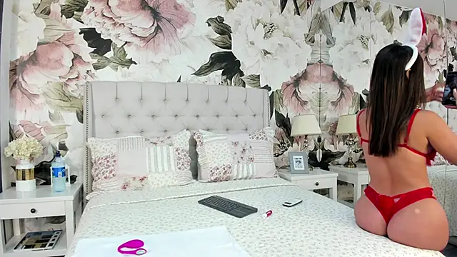 MaddyMay  online show from November 2025 07:52:02 PM