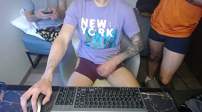 bossking017 online show from January 2025 04:57:01 PM