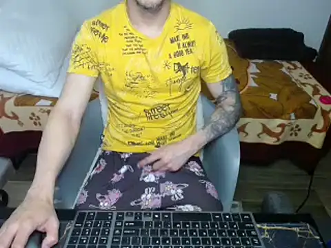 bossking017 online show from February 2025 11:20:01 AM