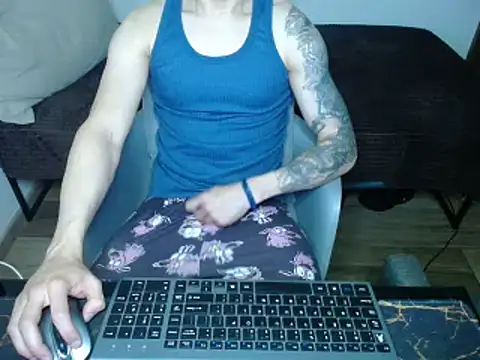 bossking017 online show from March 2025 02:07:02 AM